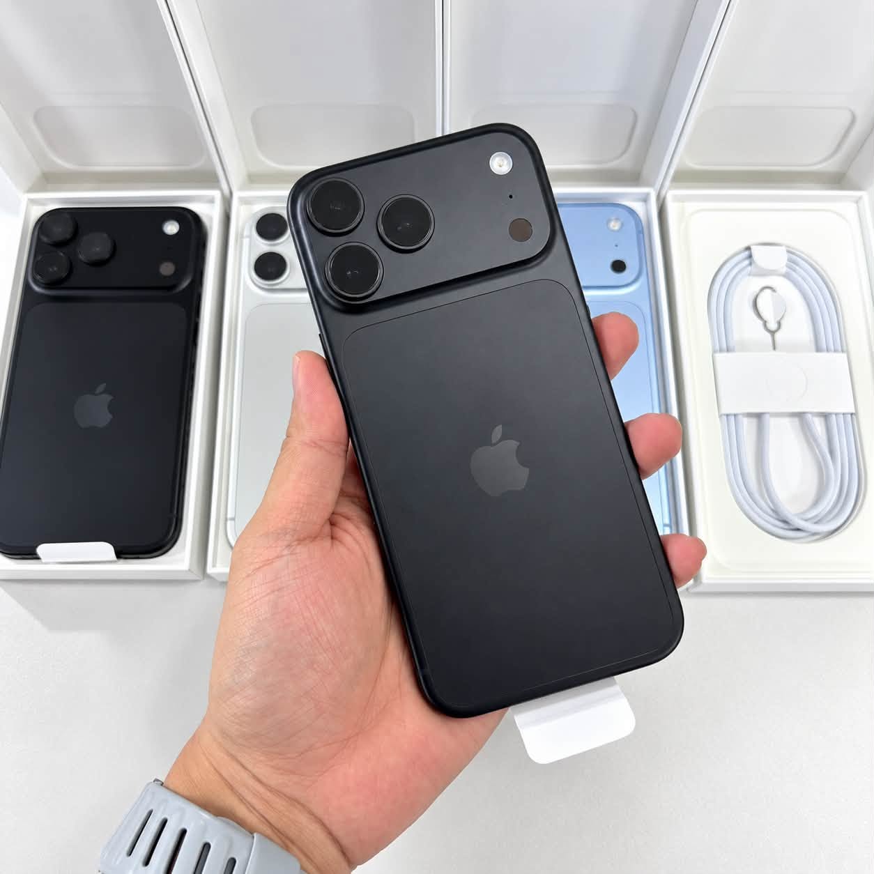 Original Apple iPhone 18 Pro Max, iPhone 18 Pro, iPhone Duo , iPhone 17 Pro Max, iPhone 17 Pro, iPhone 17, iPhone Air,